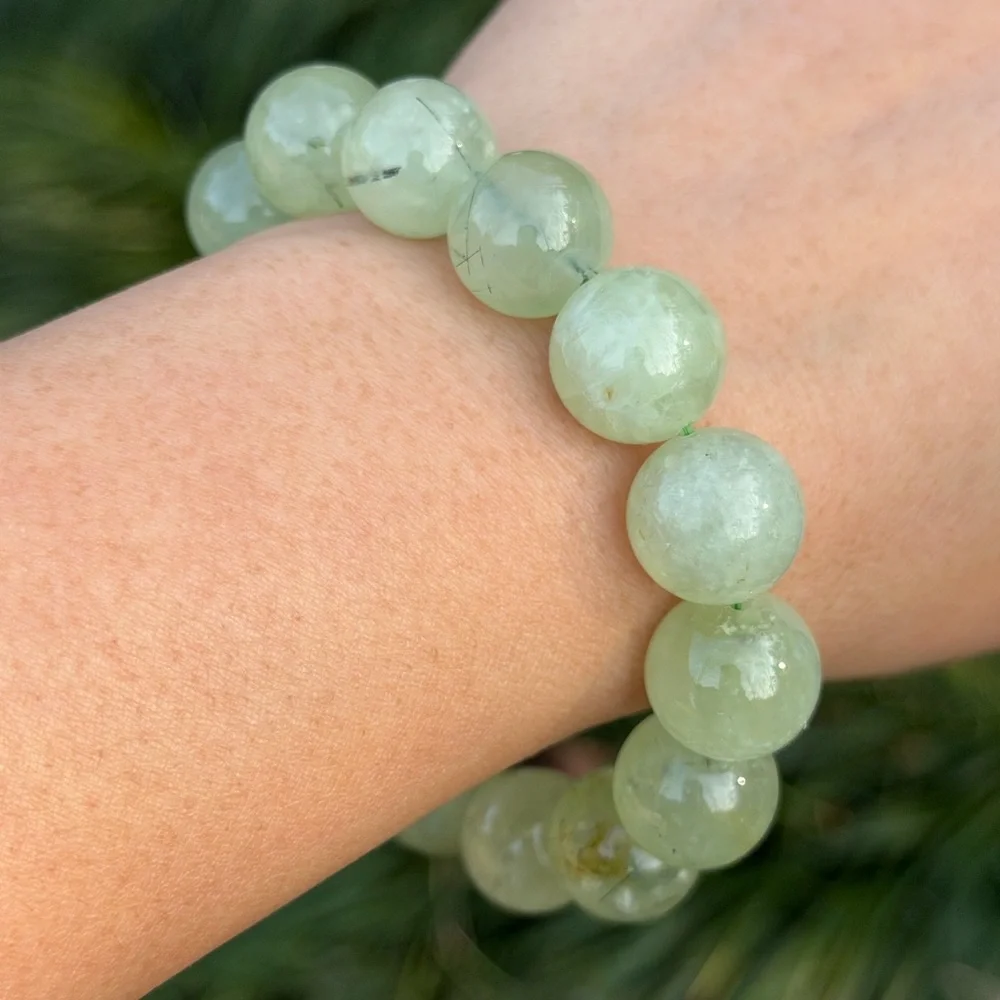 14mm stretchable‎ prehnite bracelet 1187